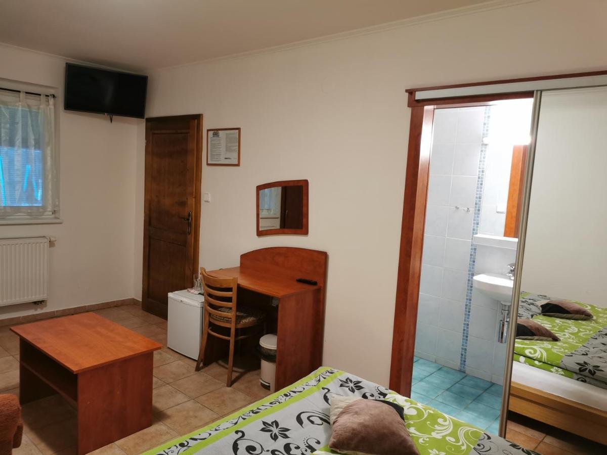 Penzion Rudolf Prievidza Luaran gambar